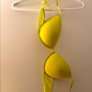 Bra 38D